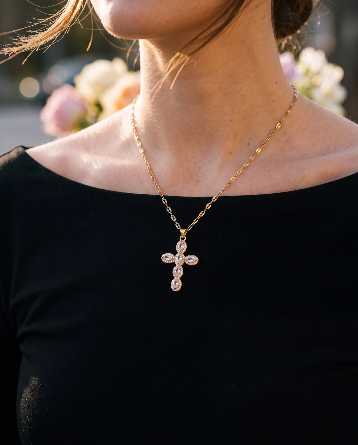 COLLAR CRUZ CIRCULAR