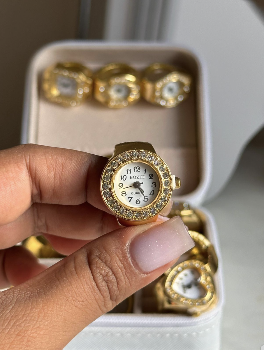 Anillo reloj de oro sale