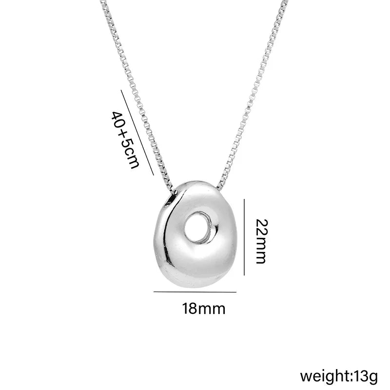 INICIAL LAVA "O" 2.3 CM PLATEADA