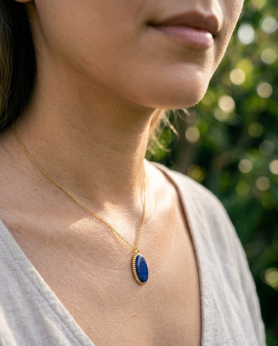 COLLAR COSMO PIEDRA AZUL