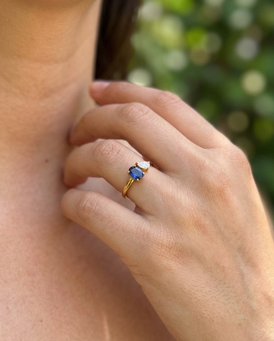 ANILLO LAPIZLAZULI DORADO