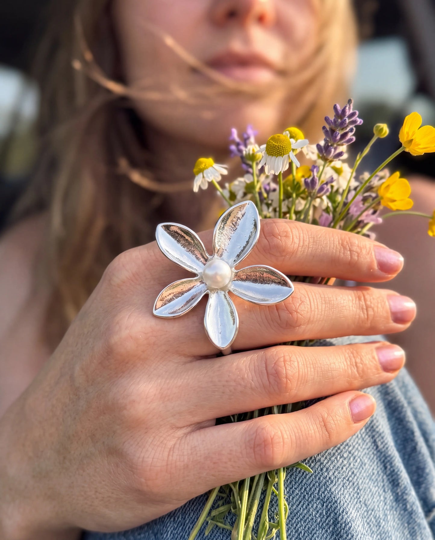 ANILLO FLOR PERLA