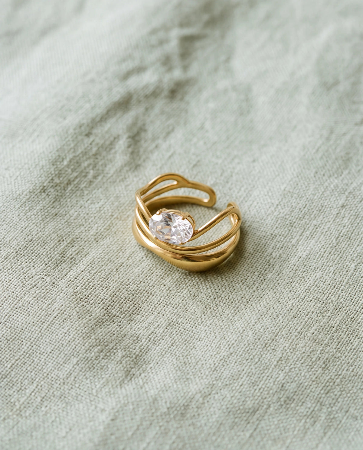 ANILLO KIRA