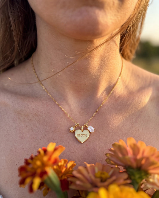 COLLAR CORAZON MAMA ESTRELLA