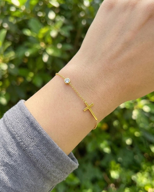 PULSERA CRUZ ZIRC DORADA
