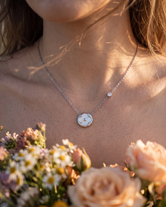 COLLAR TREBOL PERLA