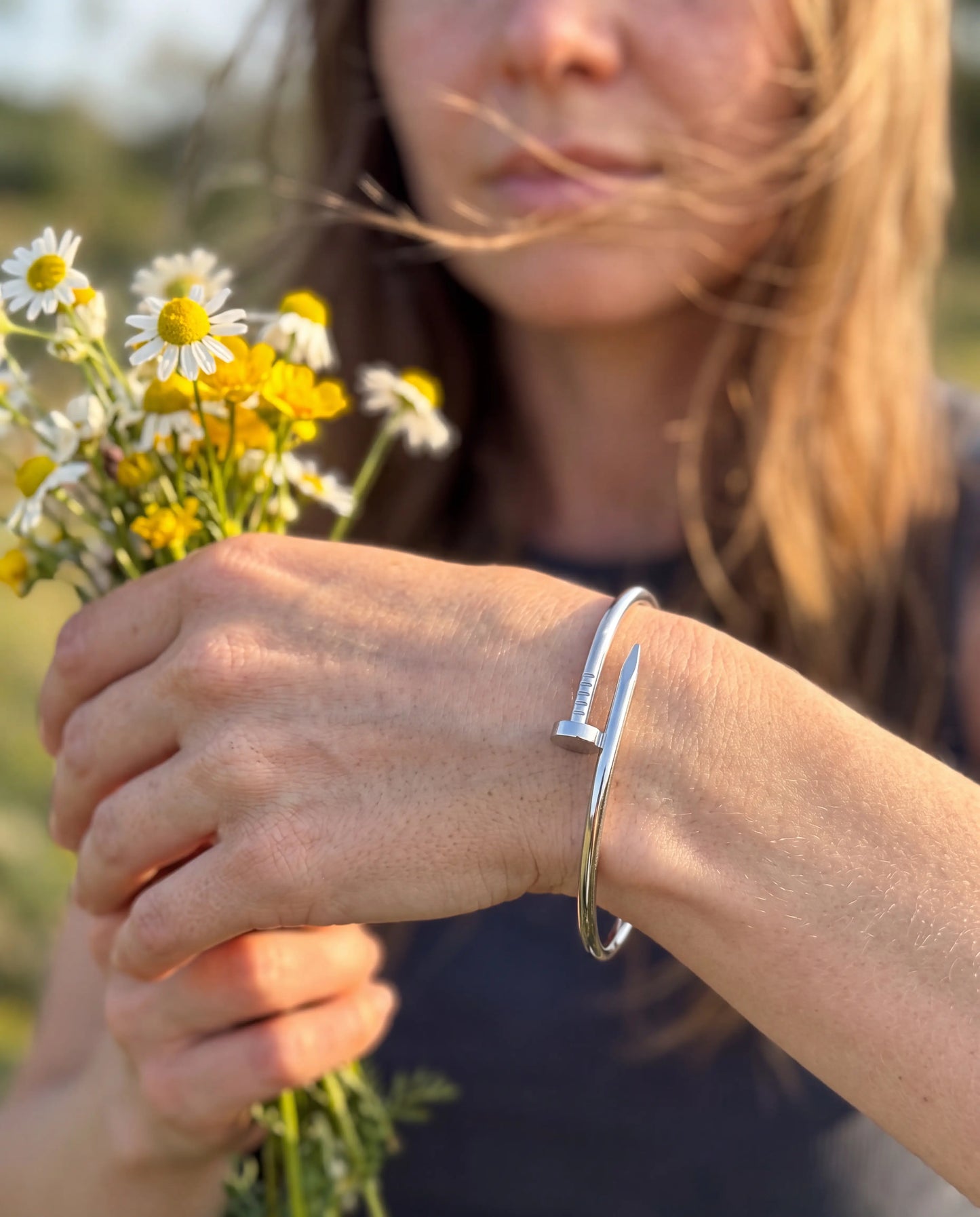 PULSERA TIPO CARTIER CLAVO