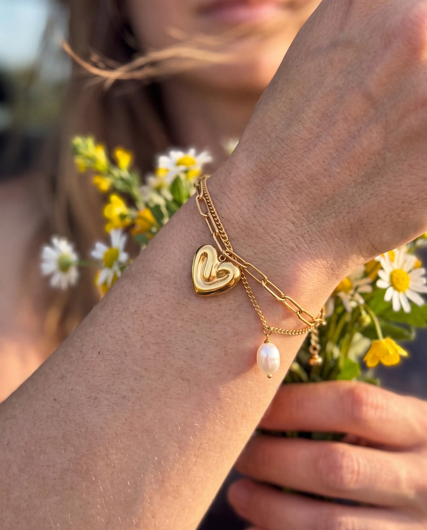 PULSERA CORAZON PERLA