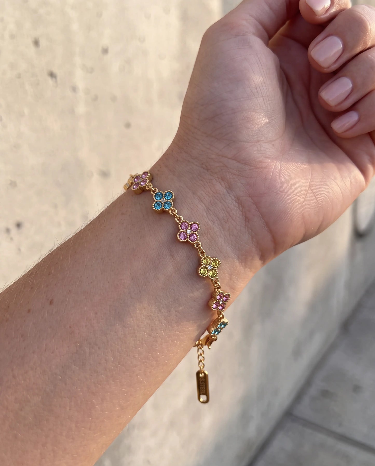 PULSERA TREBOL ZIRC FLOR