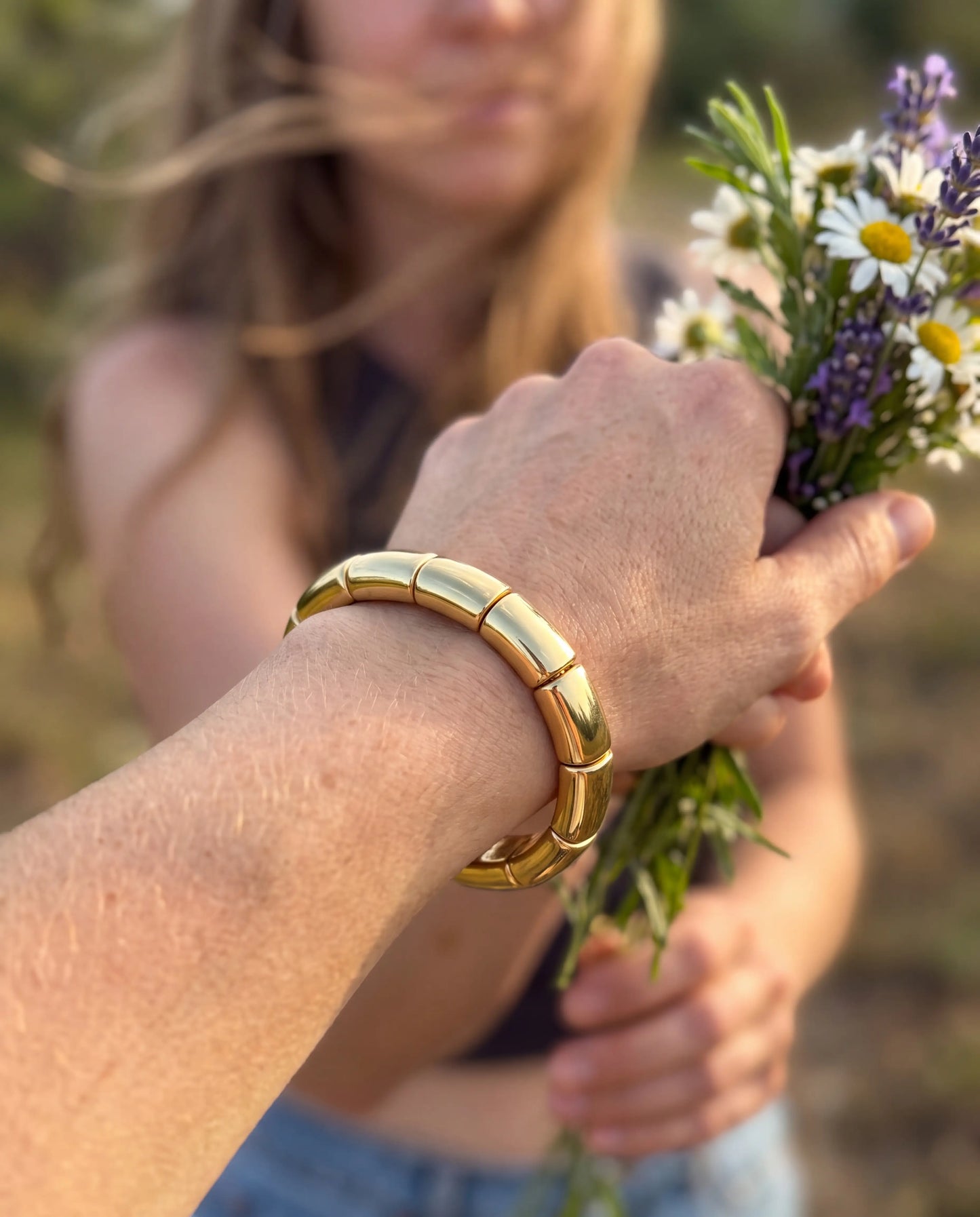 PULSERA MARA DORADO