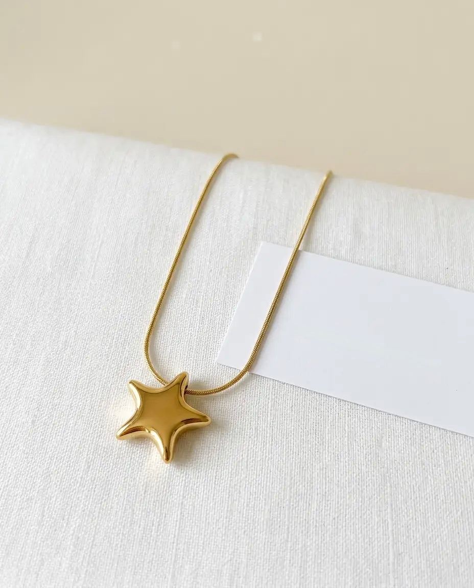 COLLAR ESTRELLA DORADO