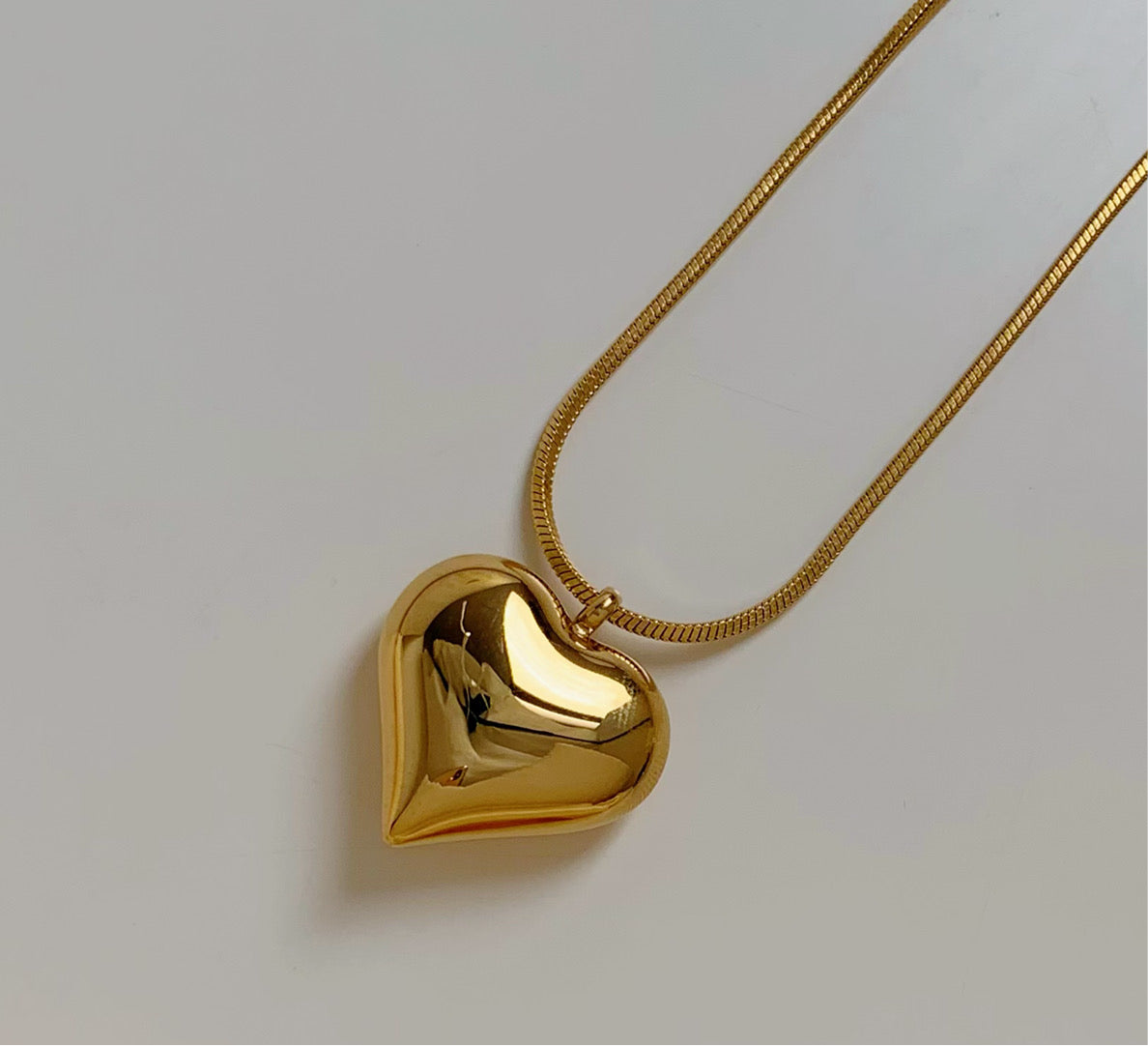 COLLAR CORAZON BOMBITA