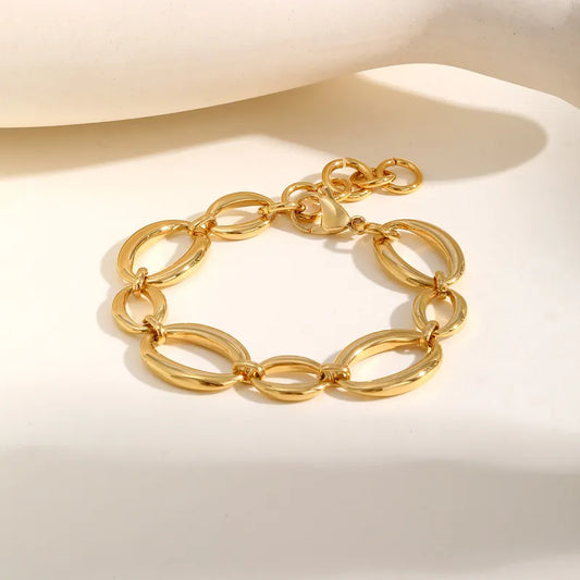 PULSERA ISA DORADA