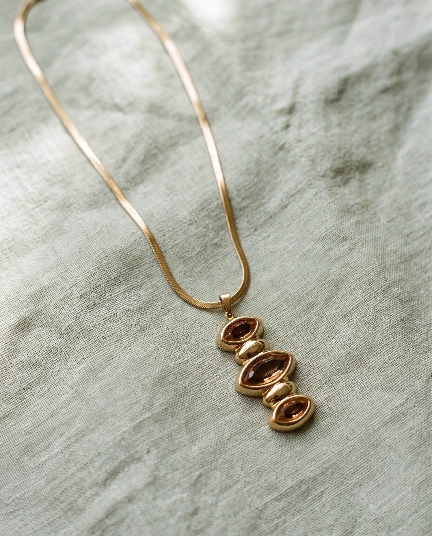 COLLAR LUNE