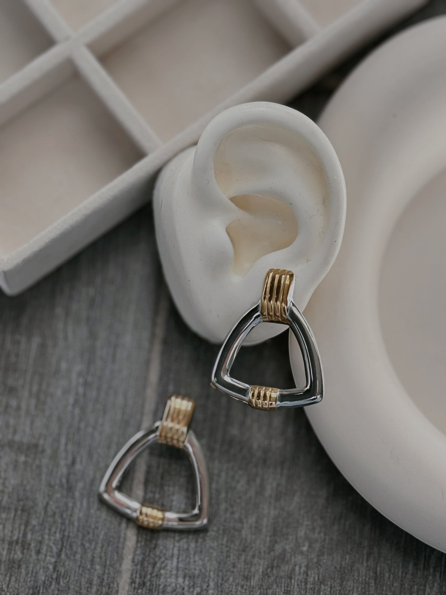 ARETE TRIANGULO BICOLOR