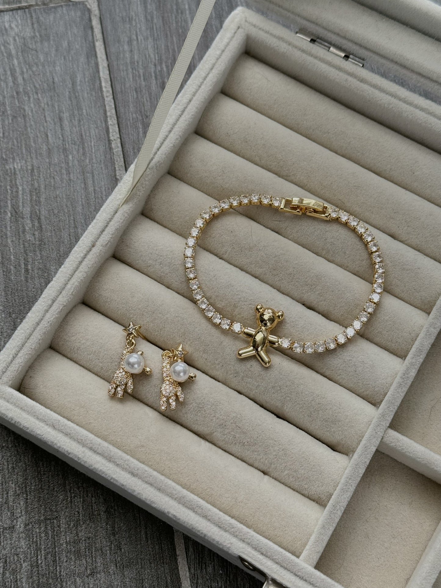 BROQUEL OSO COLGANTE