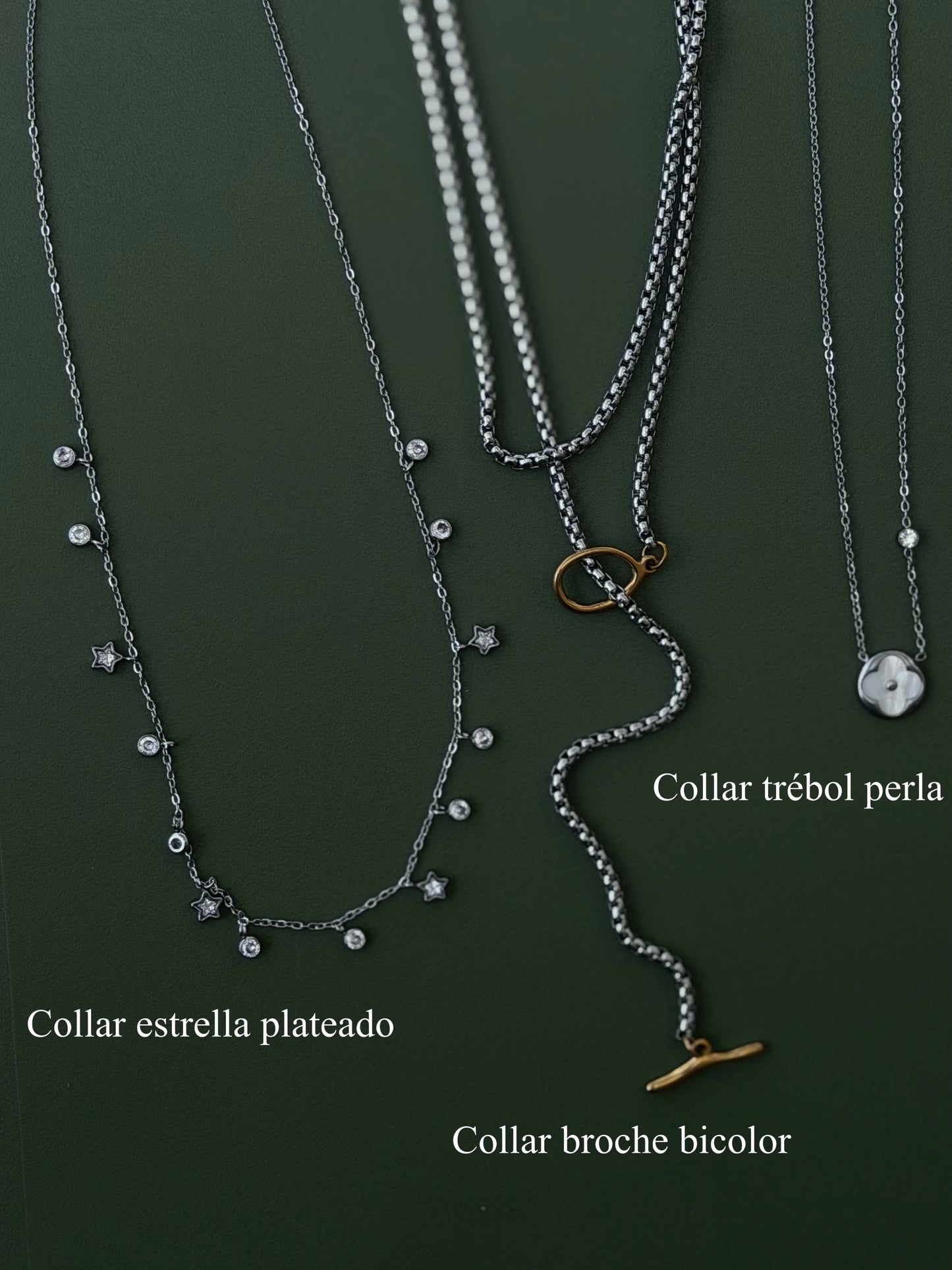 COLLAR ESTRELLAS PLATEADO