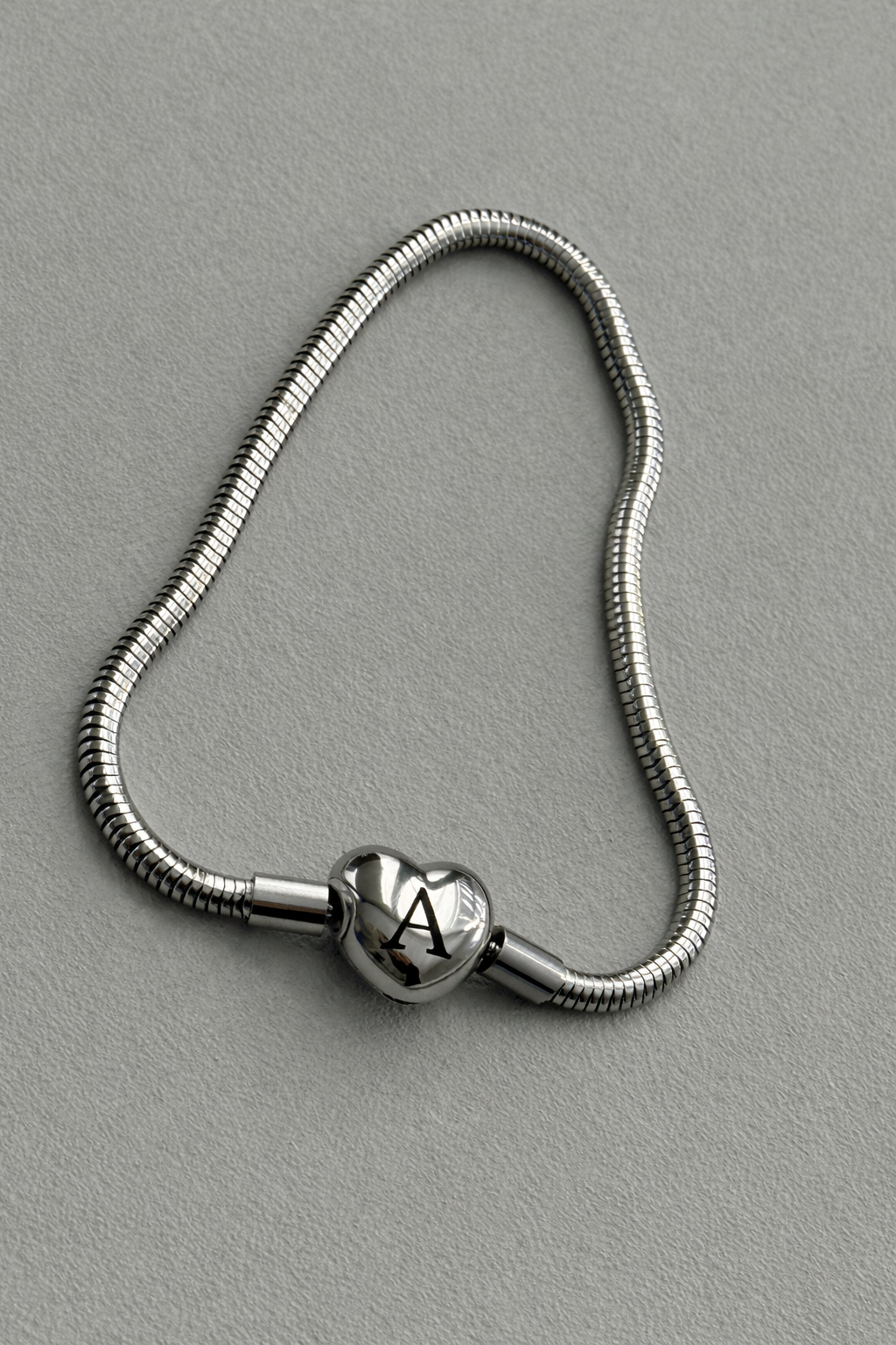PULSERA CORAZON INICIAL