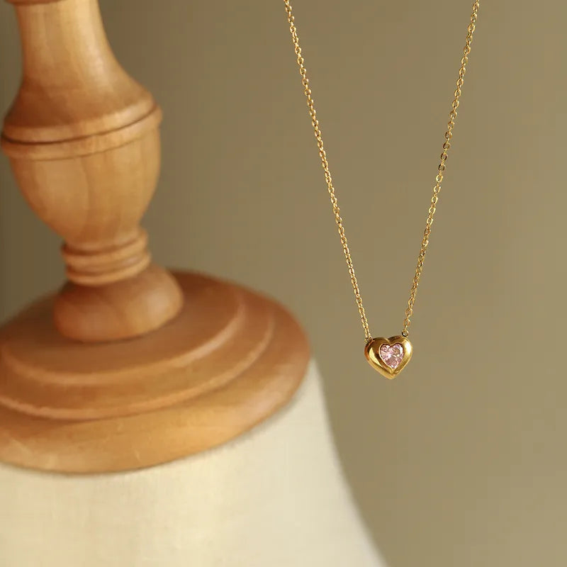 COLLAR CORAZON ZIRCONIA