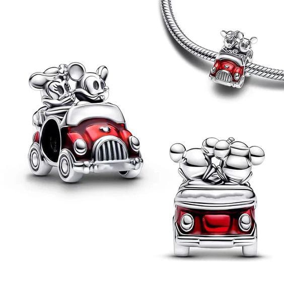 CHARM MICKEY Y MINNIE COCHE ROJO