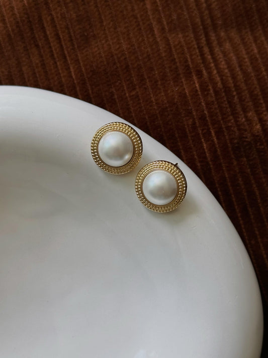 ARETE STUD DORADO
