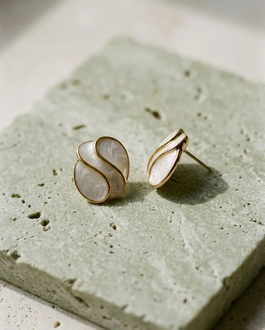 ARETES OKER