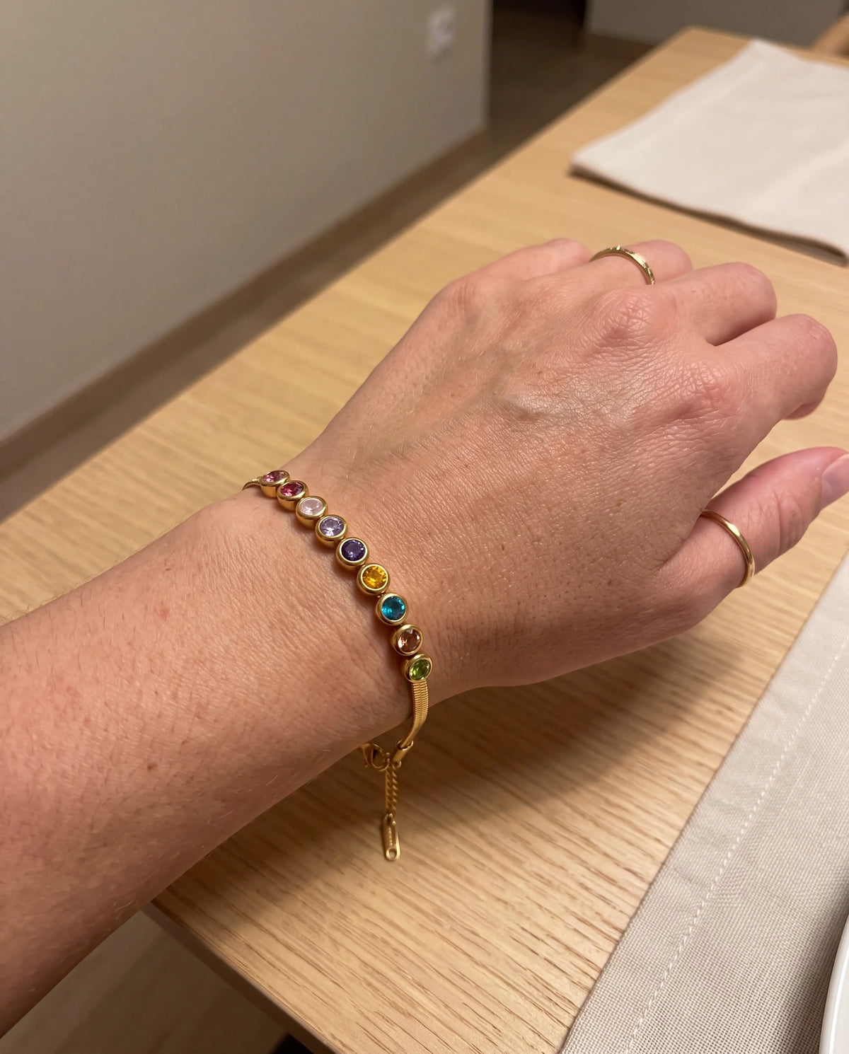 PULSERA MALVA