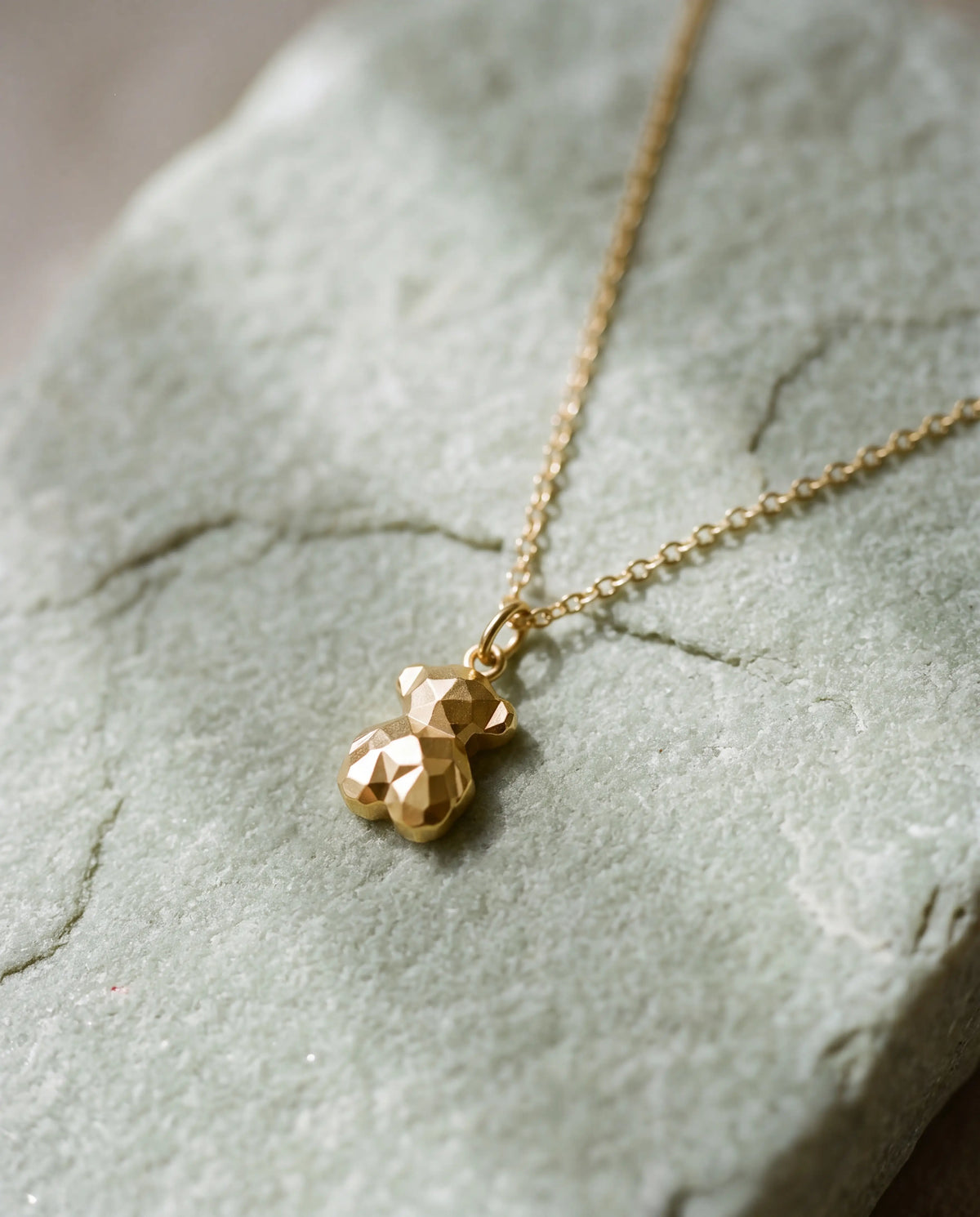COLLAR OSO DORADO